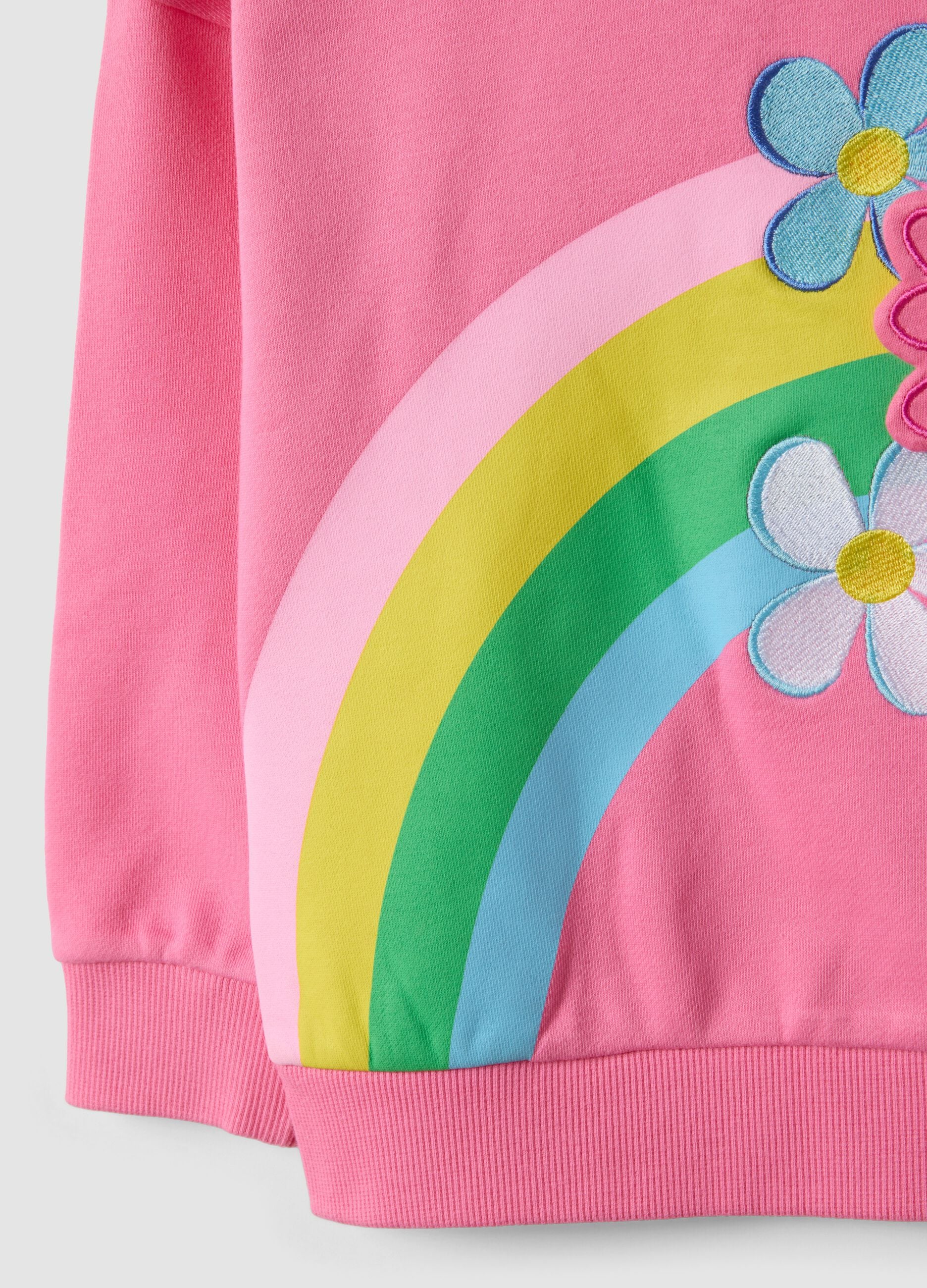 Felpa rosa in misto cotone con girocollo e stampa arcobaleno e fiori