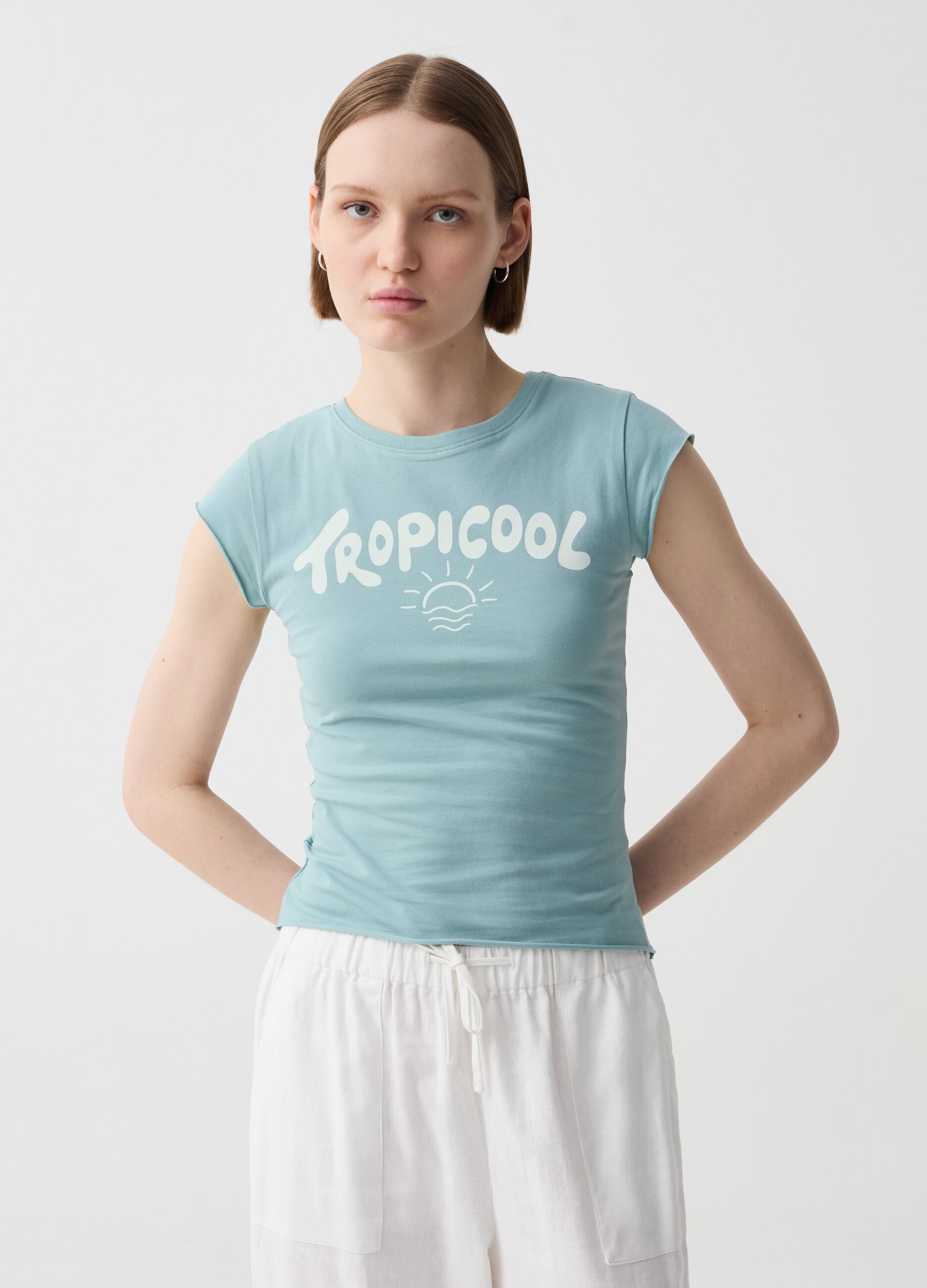 T-shirt crop con stampa