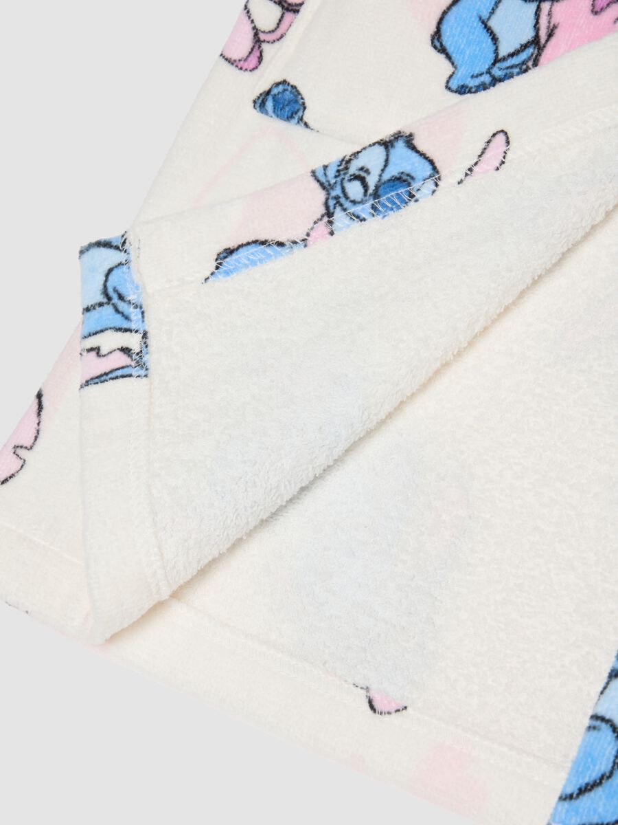 White 100% cotton girls&rsquo; bathrobe with Lilo & Stitch pattern_3