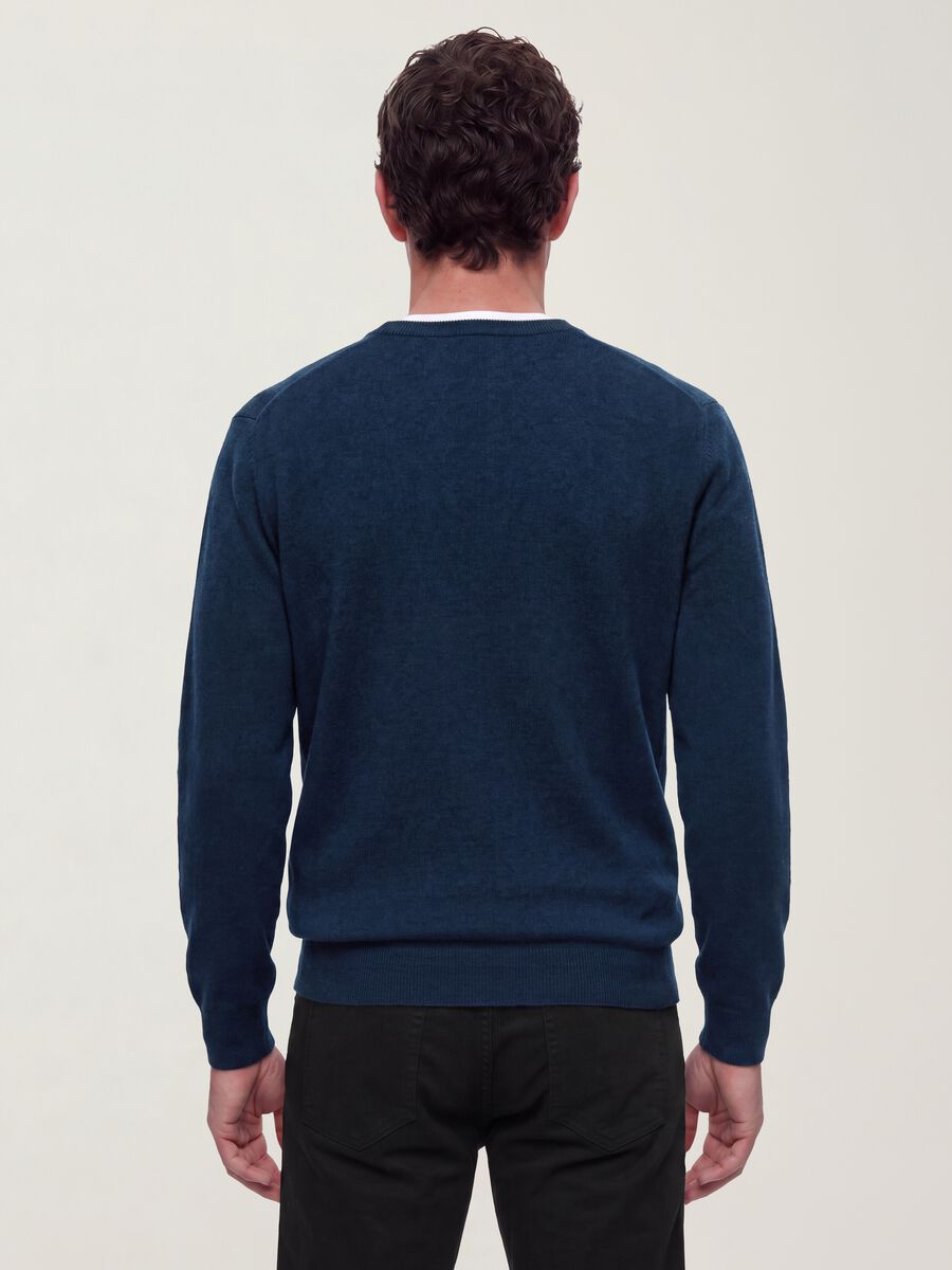 Blue crew-neck jumper in viscose blend, regular fit_2