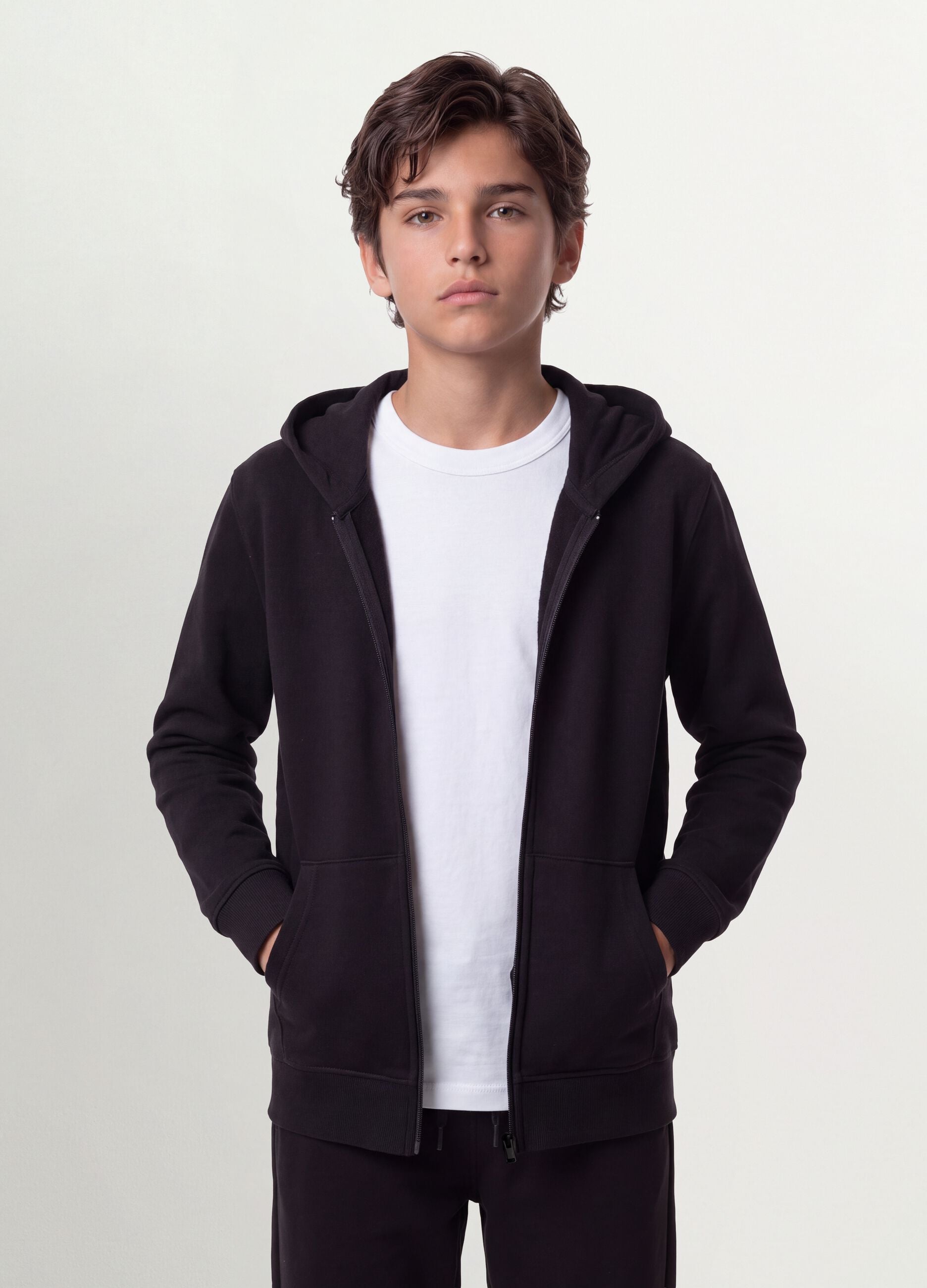 Black organic cotton hooded sweatshirt, regular fit, for boys