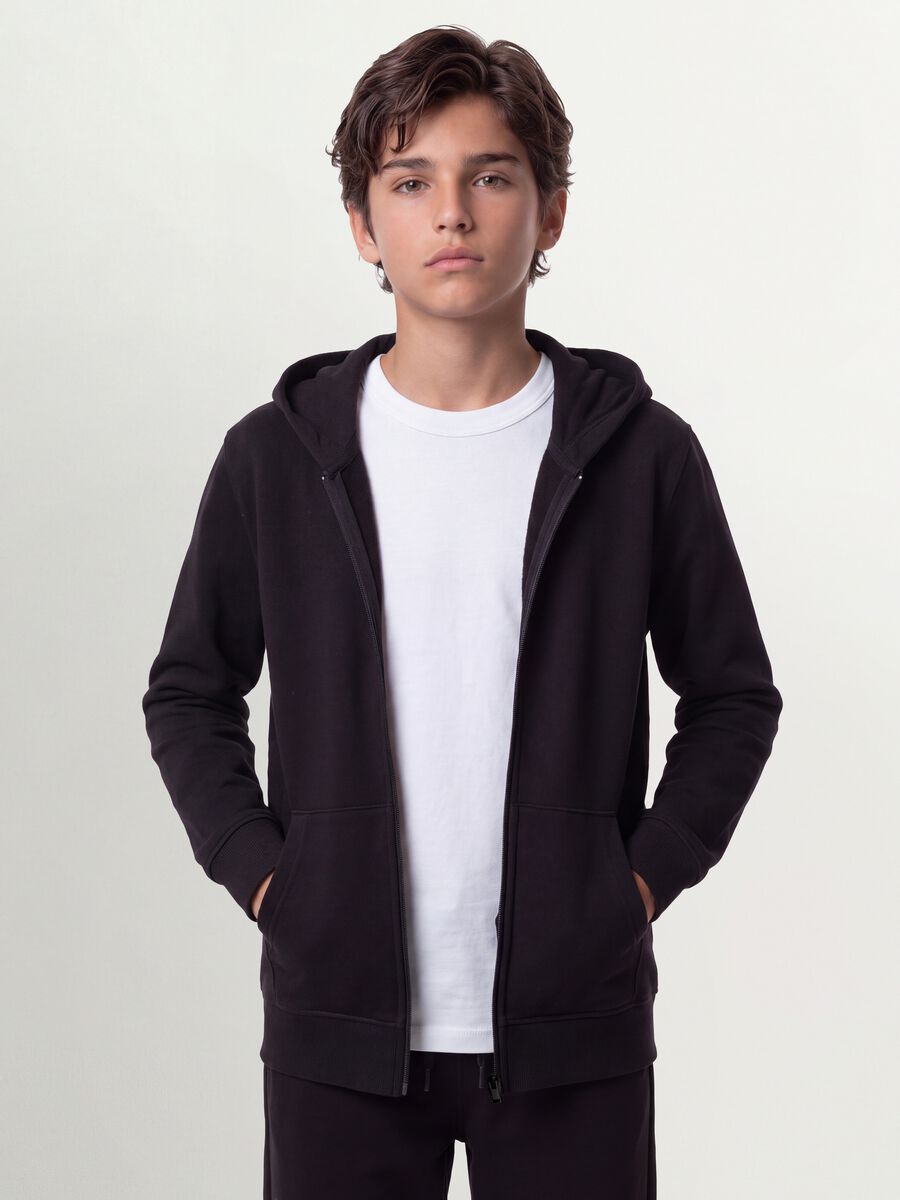 Black organic cotton hooded sweatshirt, regular fit, for boys_1