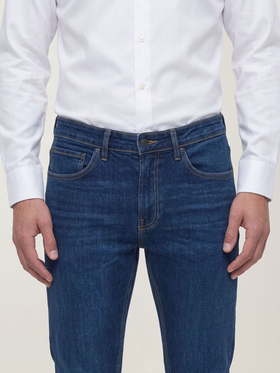Dark-wash slim-fit stretch cotton jeans_4