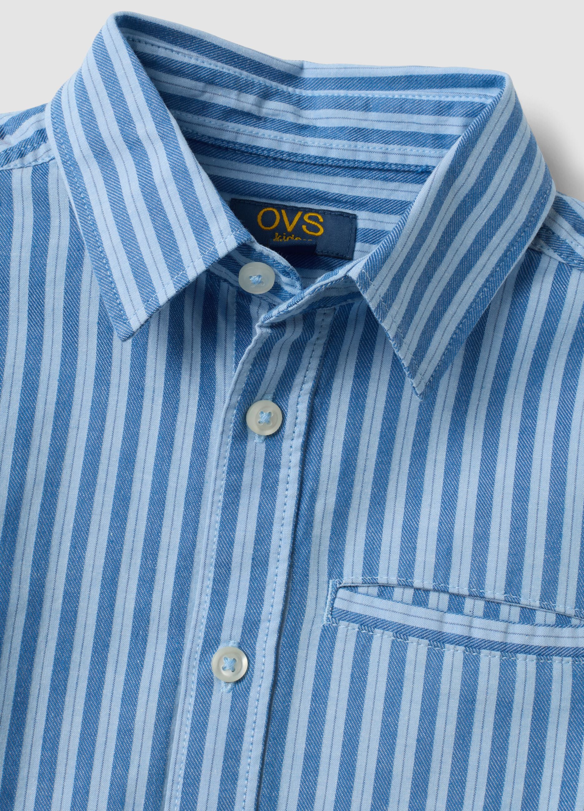 Camicia azzurra a righe in puro cotone regular fit per bambino
