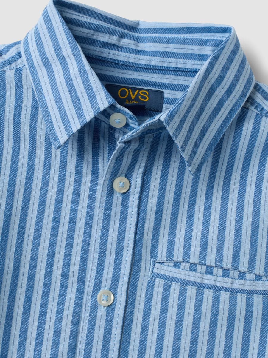 Blue striped pure cotton regular-fit shirt for boys_3