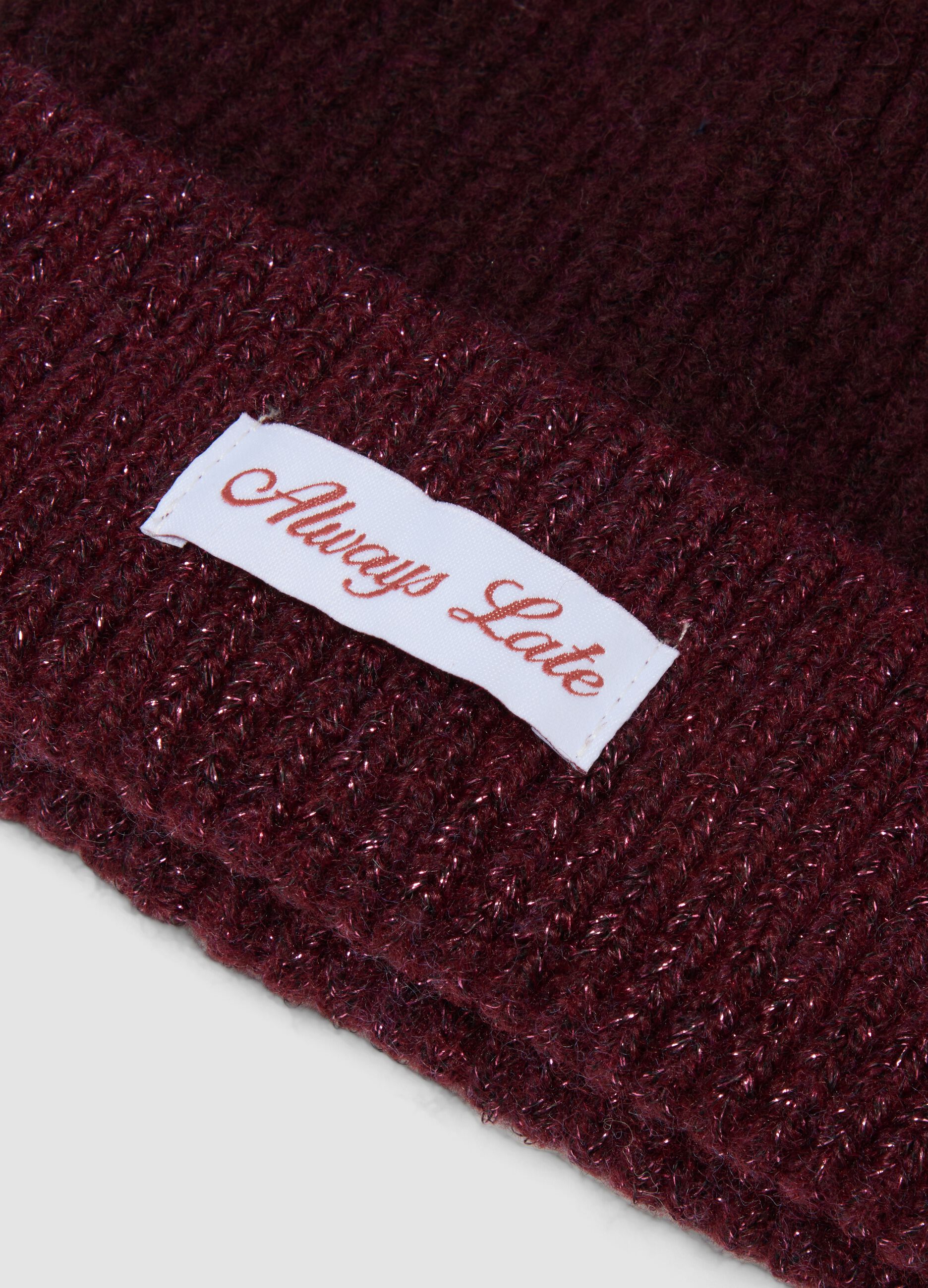 Cappellino rosso in lana elasticizzata a coste