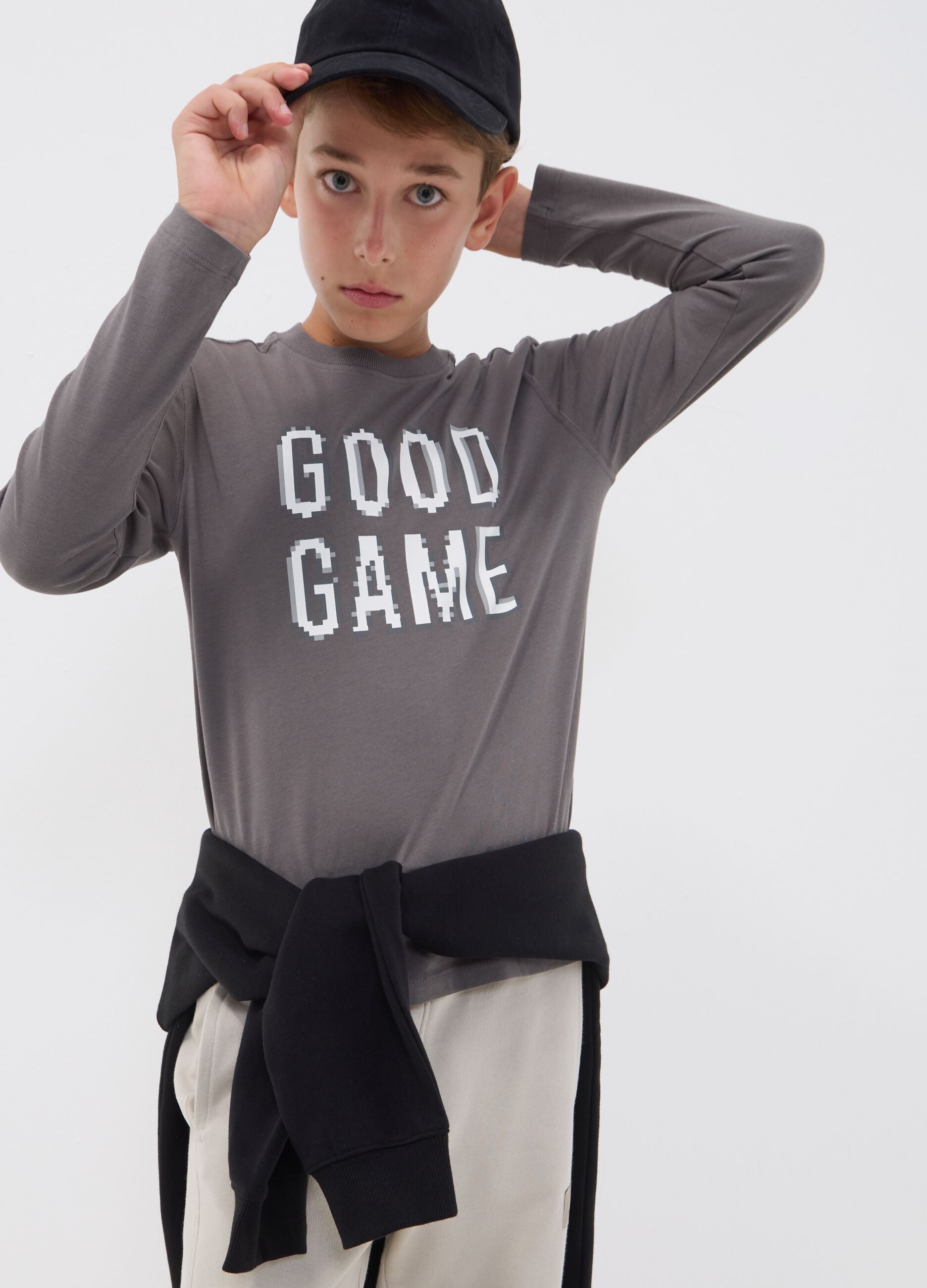 Grey pure organic cotton T-shirt with "Good Game" slogan for boys