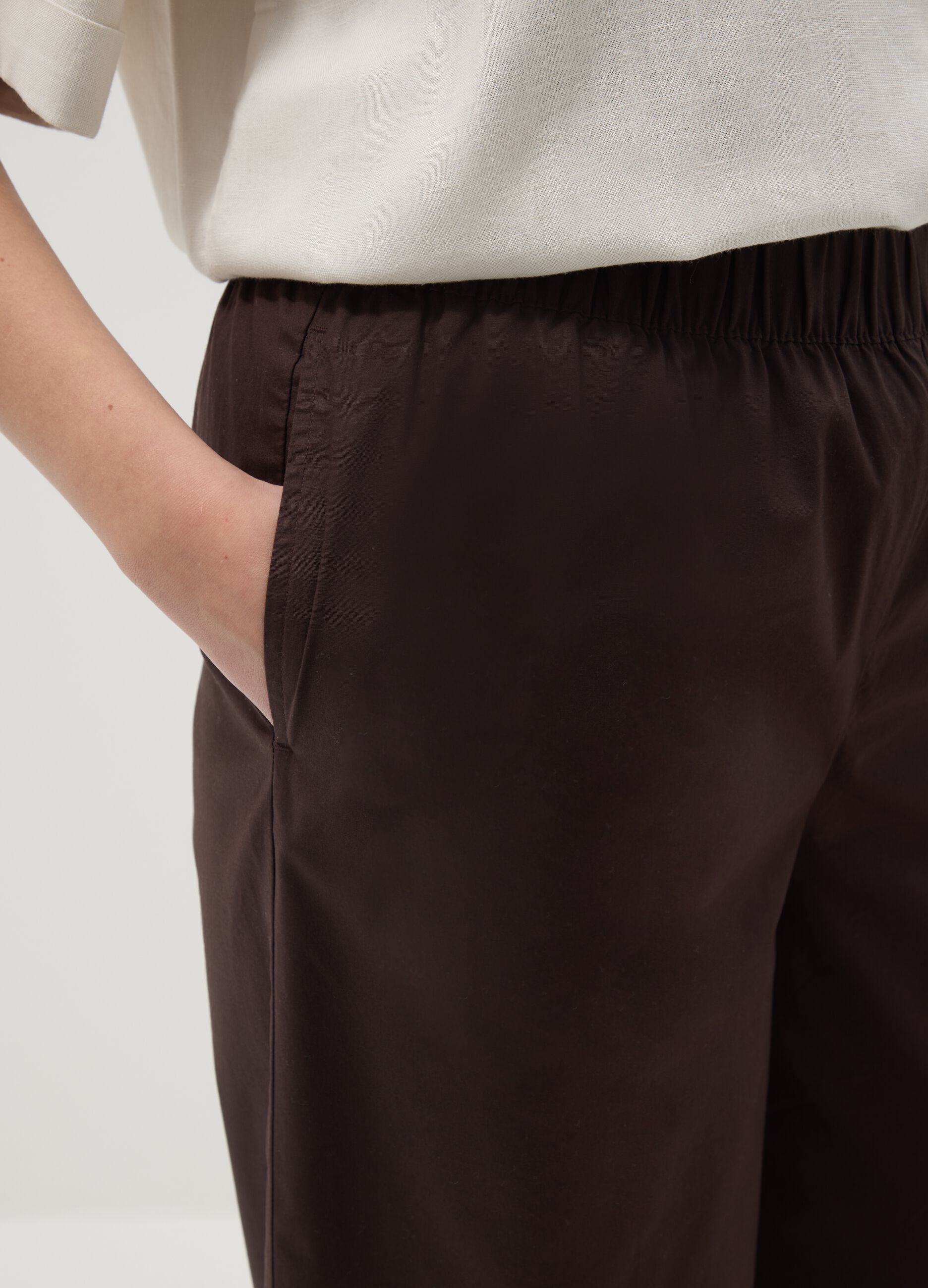Braune Wide-Leg-Hose aus Stretch-Baumwolle