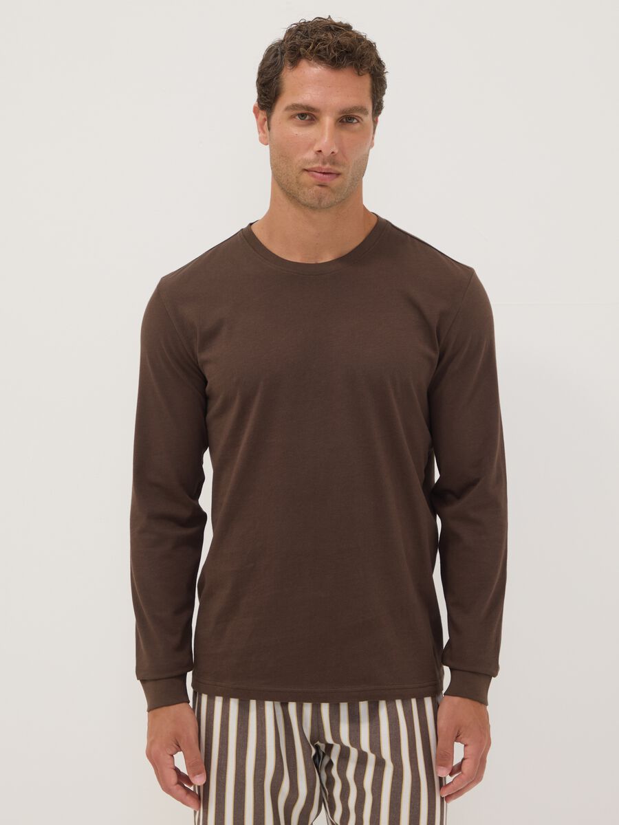 Brauner Pyjama aus reiner Bio-Baumwolle mit Streifen, Regular Fit_1