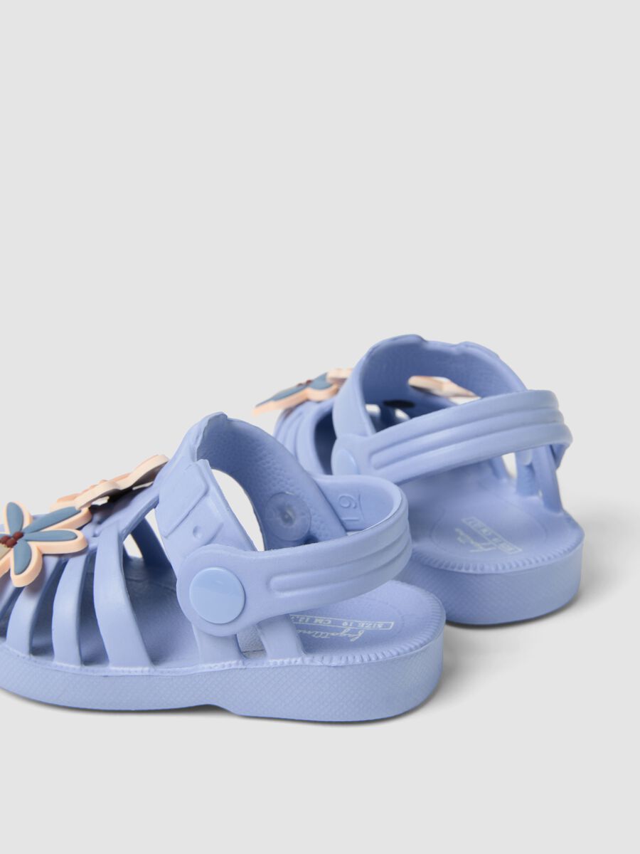 Baby blue sandals with decorative appliqu&eacute;s_2