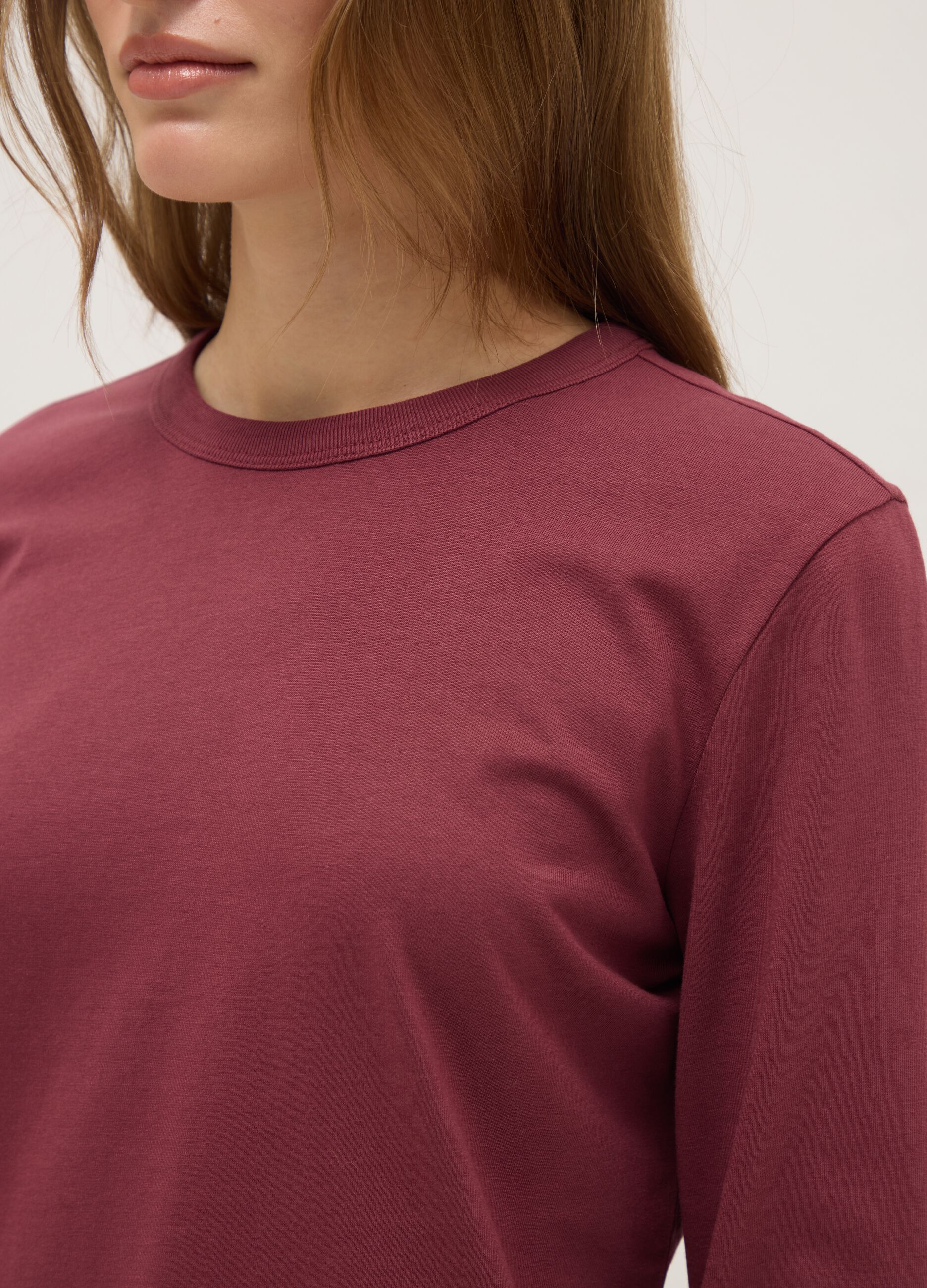 Long sleeve red T-shirt in pure cotton with regular fit