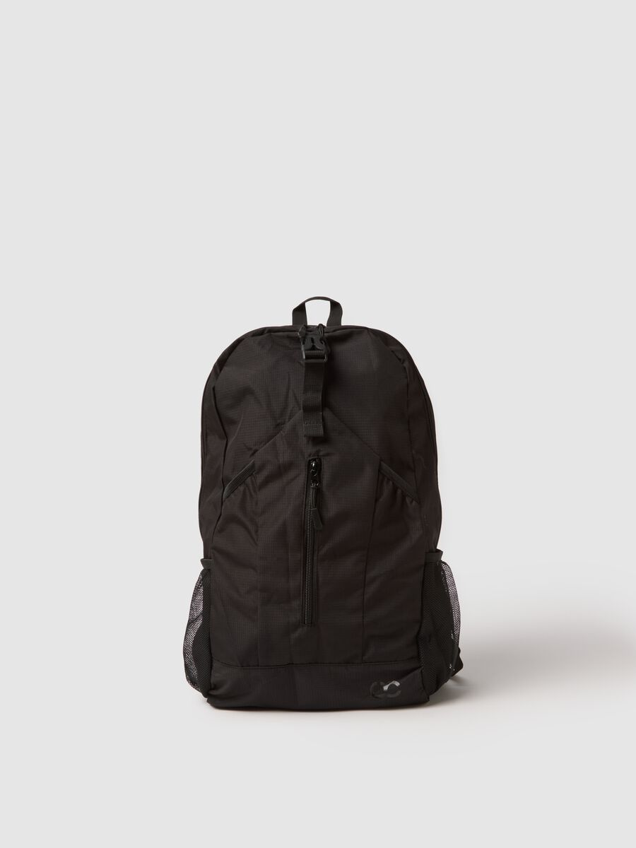 Black sporty backpack with adjustable straps_0