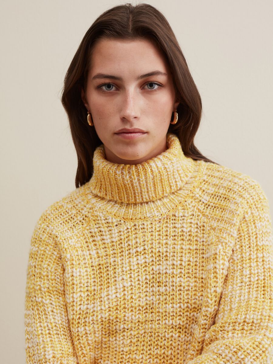 Flat-ribbed pullover with high neck_1