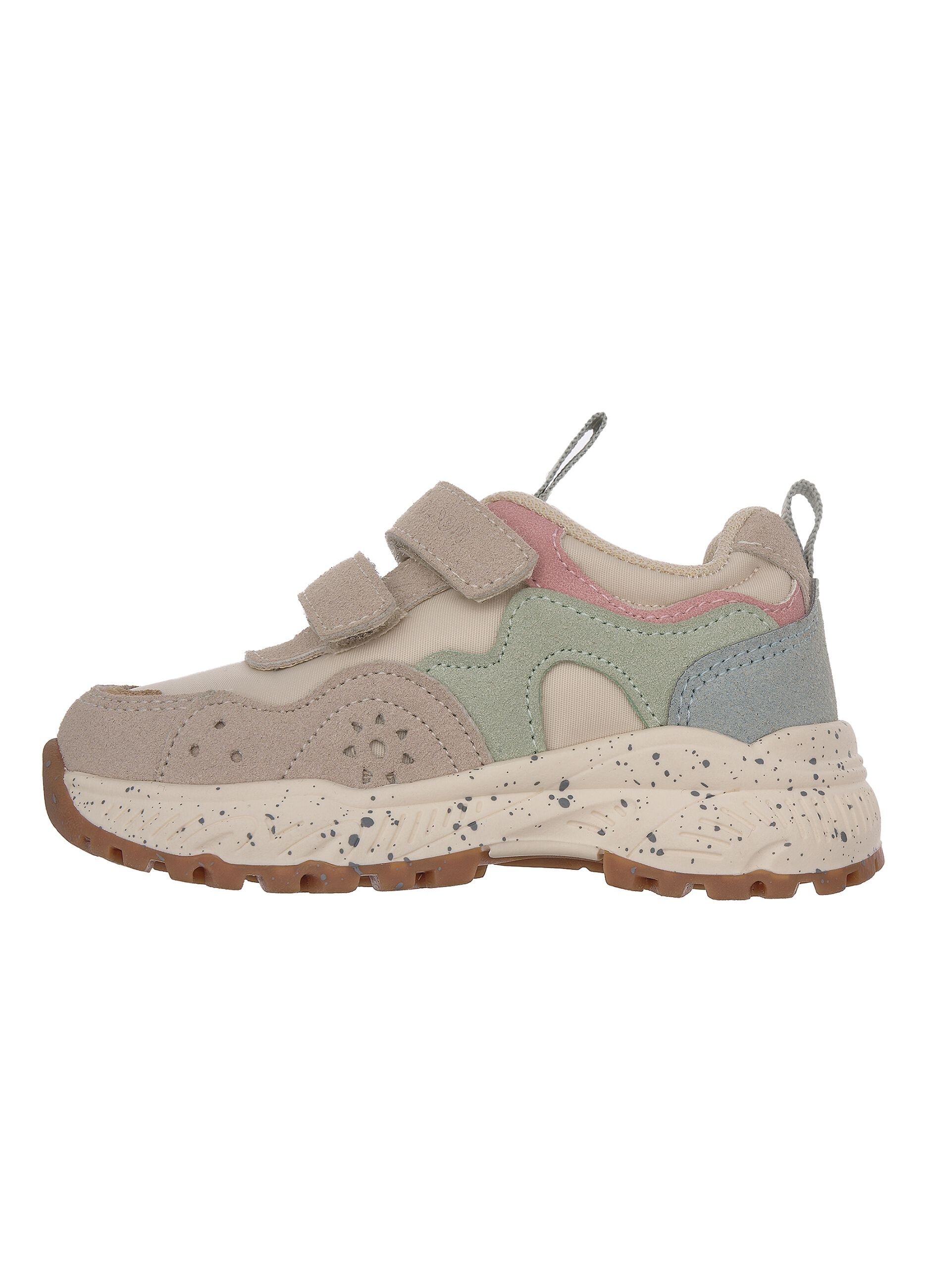 Light pink sporty shoes with double strap fastening