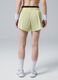 Gelbe, sportliche Plissee-Shorts ALTAVIA COURT aus elastischem Material mit herausnehmbarem Innenshort_2