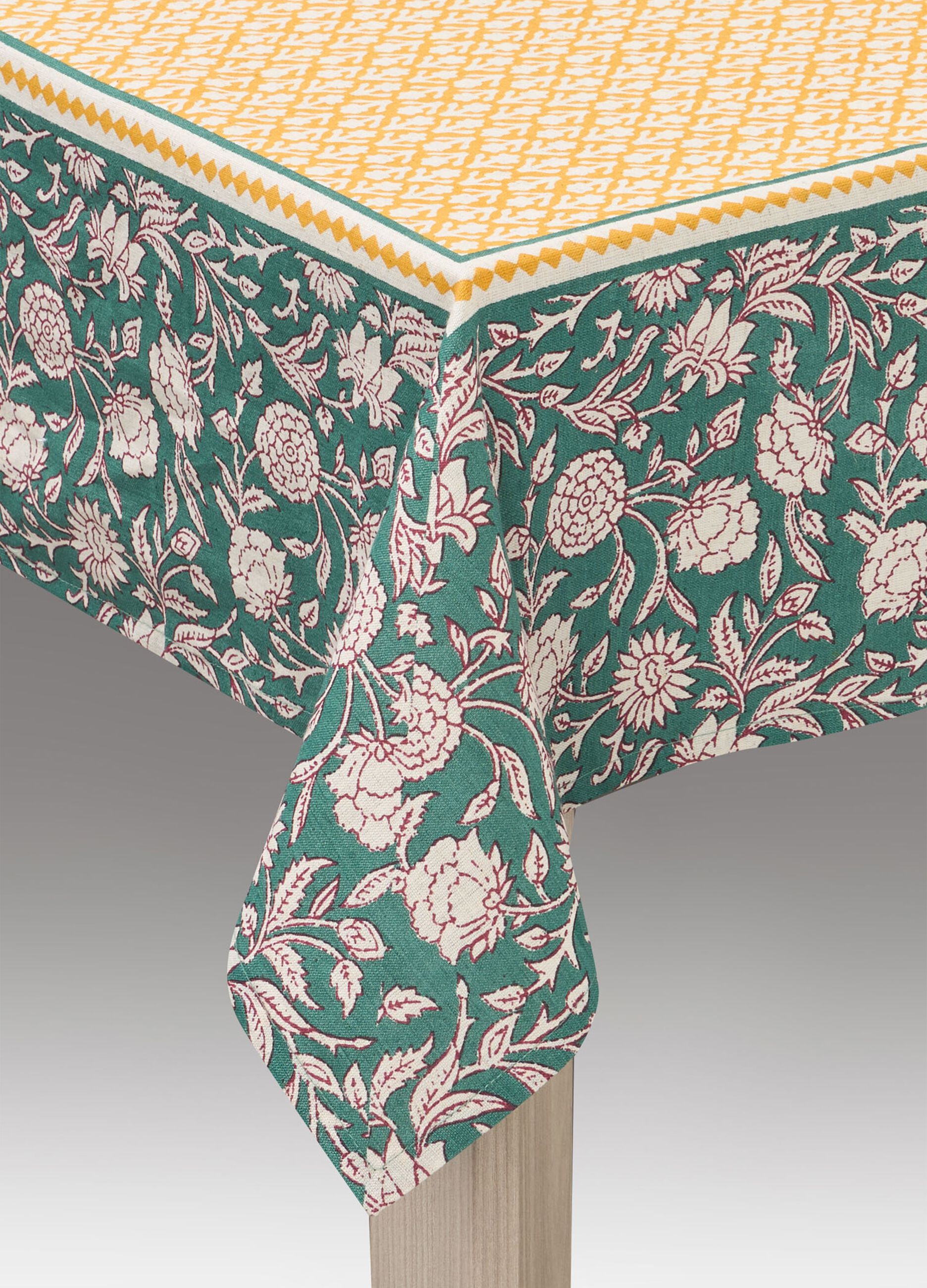 8-seater tablecloth in linen blend with print