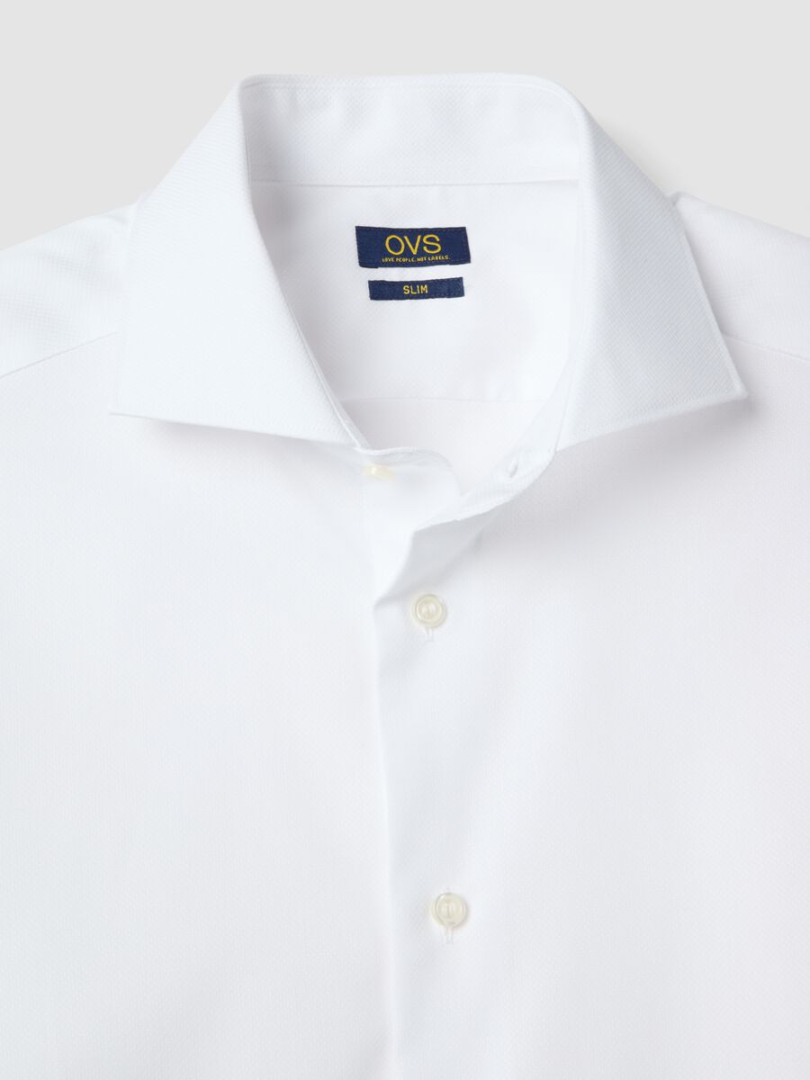 Camisa Blanca Slim Fit de Manga Larga en Puro Algod&oacute;n_5