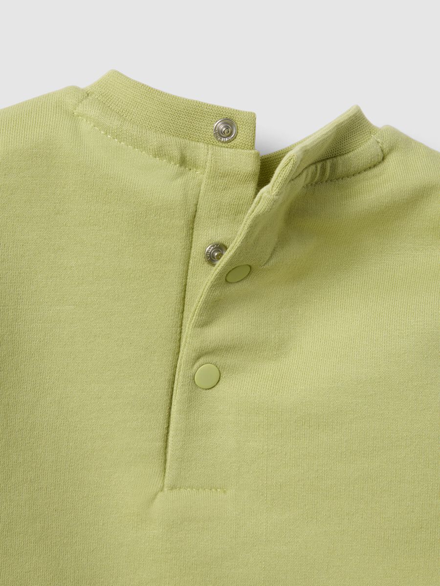 Gr&uuml;nes Baby-Set aus reiner Baumwolle: Sweatshirt und Hose, Regular Fit_2