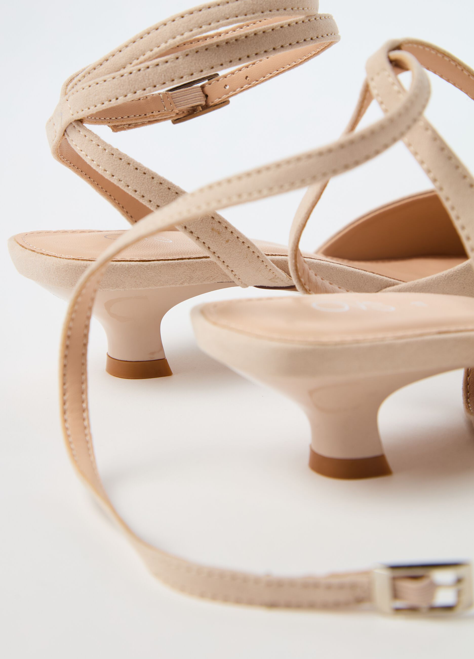 Suede sandals with strap