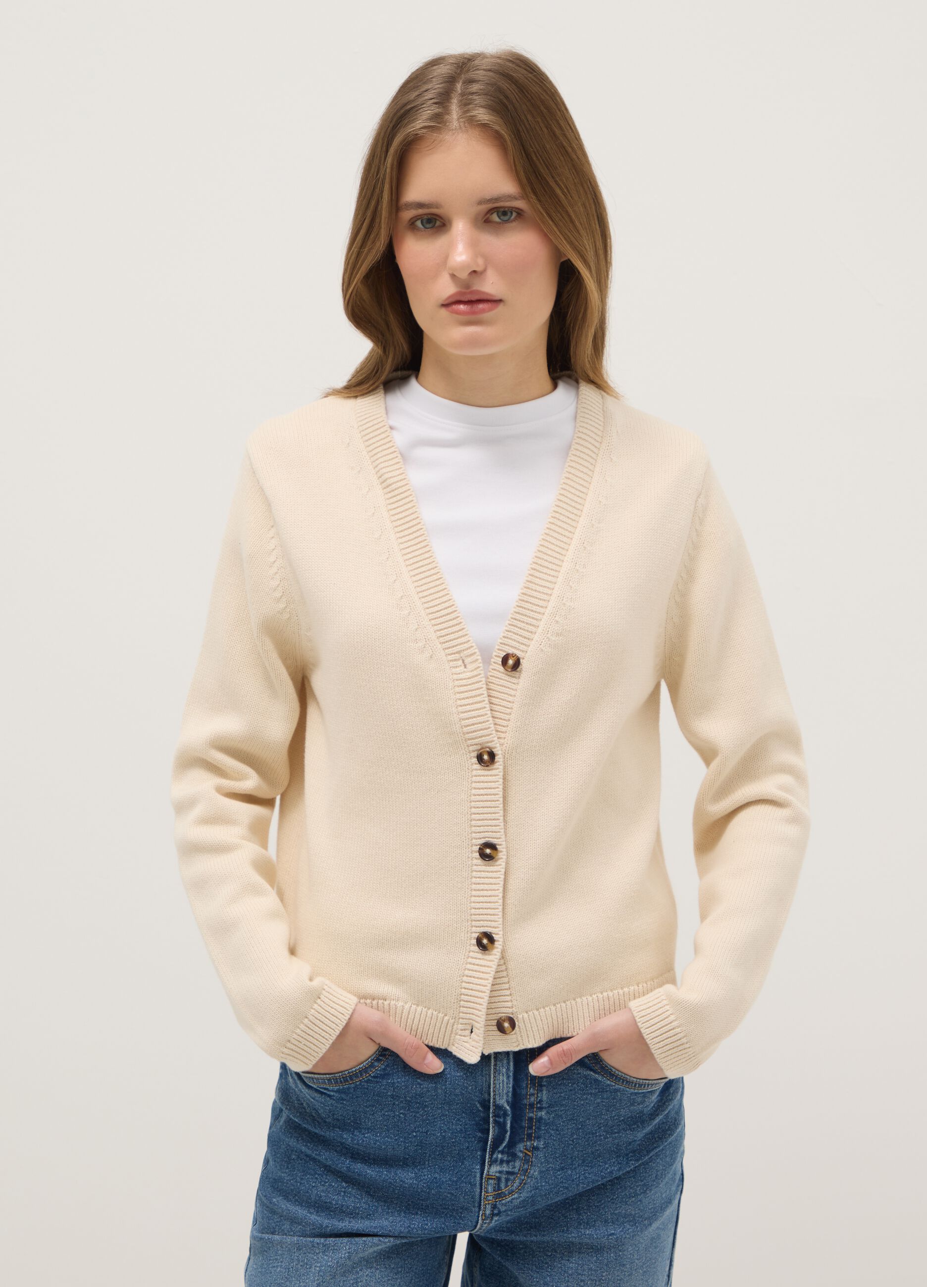 Beige V-neck cardigan in pure cotton with regular fit