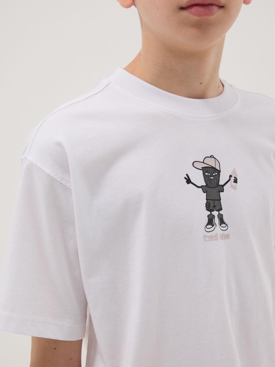 Camiseta de ni&ntilde;o en algod&oacute;n blanco puro tama&ntilde;o extra grande con estampado_1