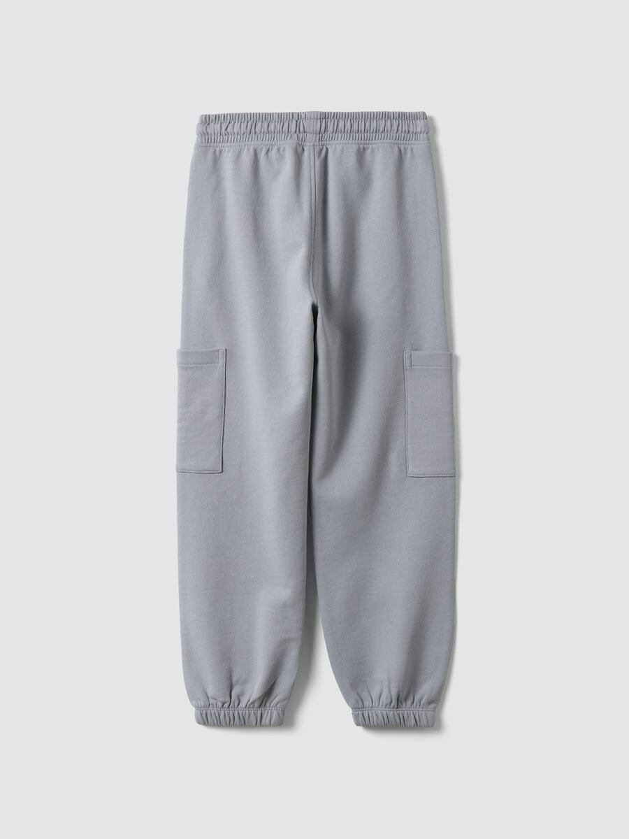Pantaloni jogger grigi in puro cotone organico con tasche cargo per bambino_1