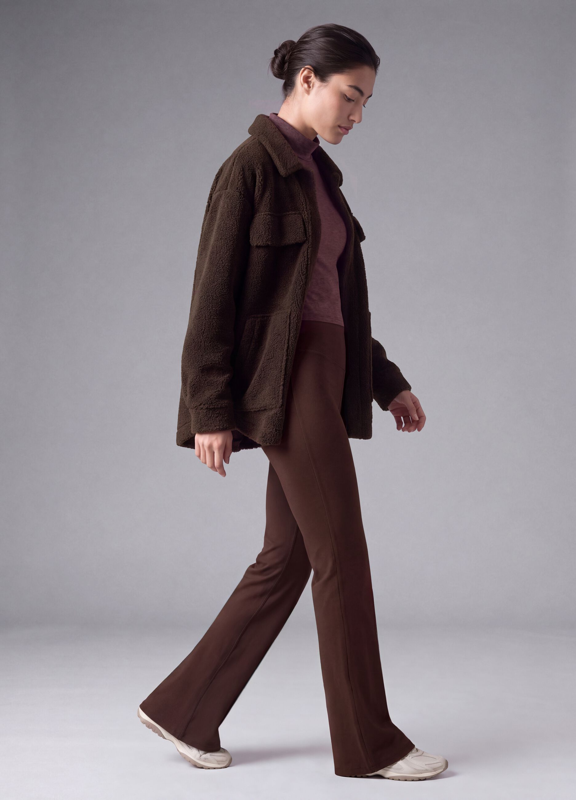 Leggings marroni flare in tessuto elasticizzato traspirante ALTAVIA STUDIO