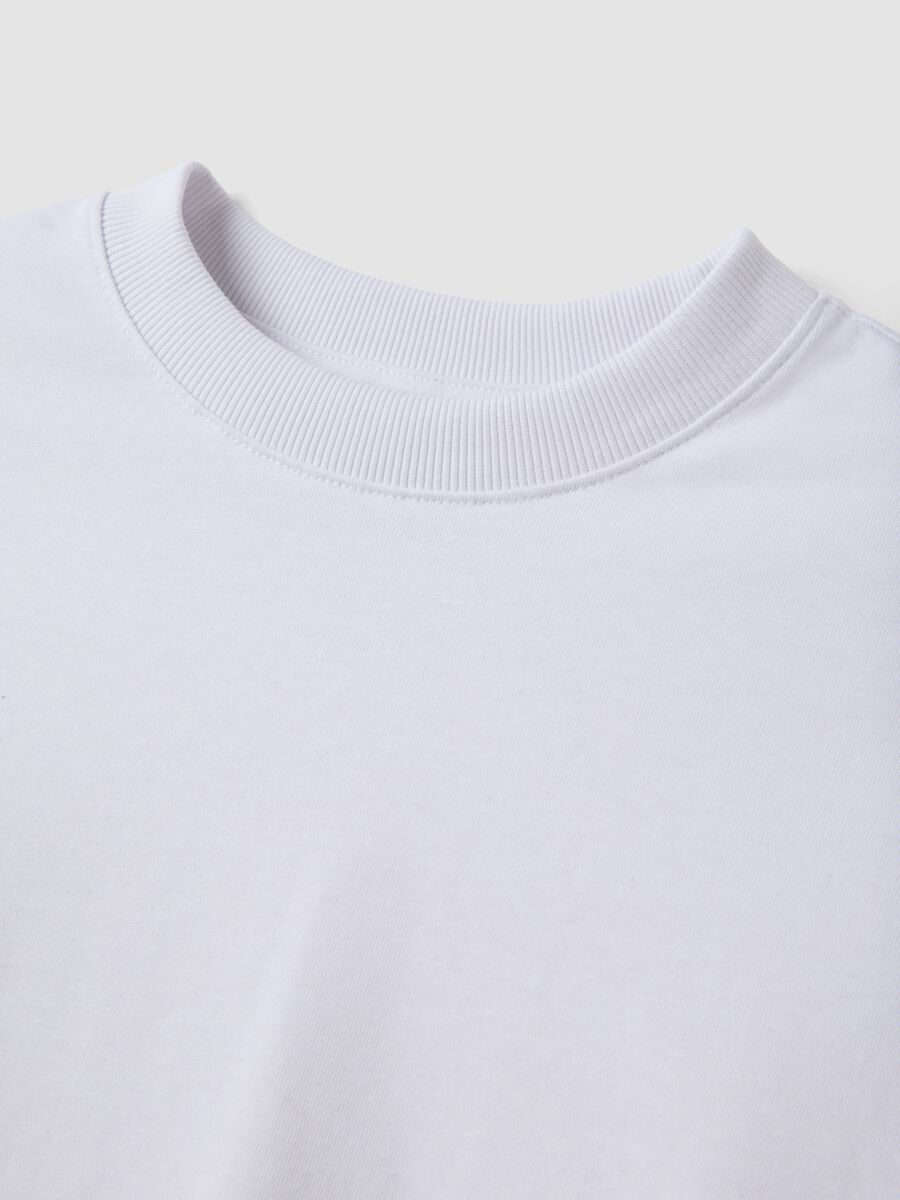 Wei&szlig;es Regular-Fit T-Shirt aus Jersey in Baumwollmix mit Rundhalsausschnitt_5