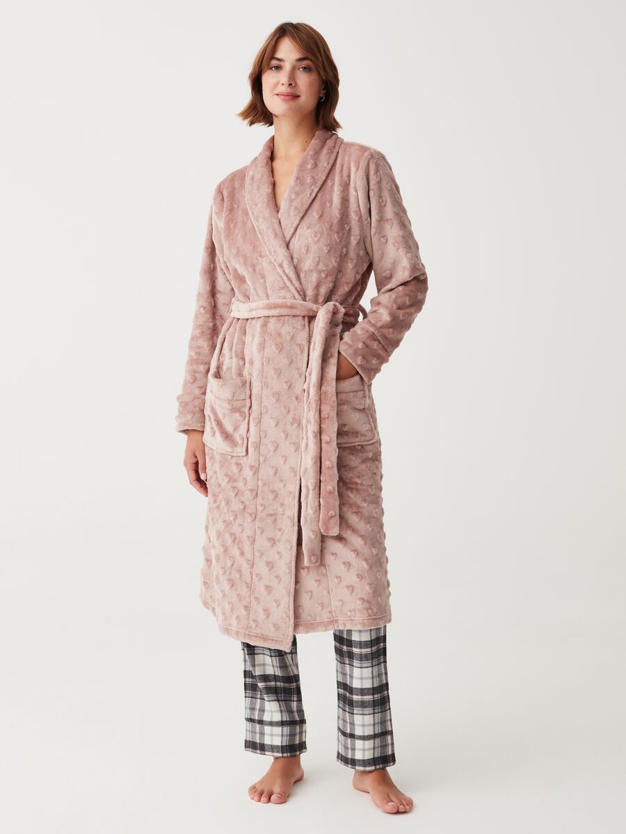 Full-length robe with embossed heart_0