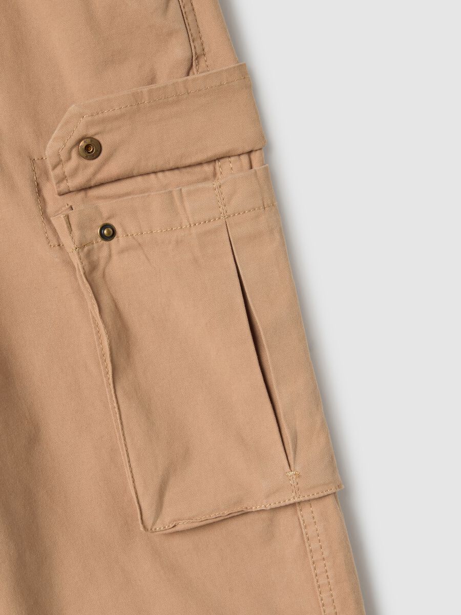 Beige stretch cotton slim fit cargo trousers_6