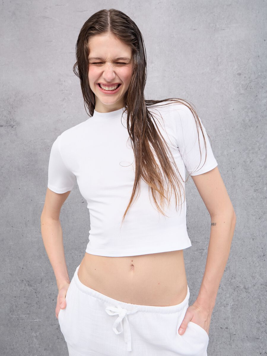 Camiseta Mockneck Blanca_3