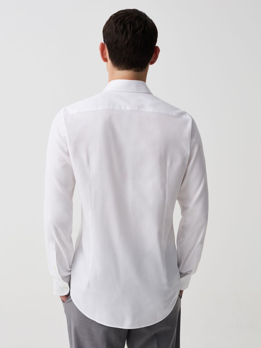 Slim-fit shirt in double-twist Oxford cotton_2
