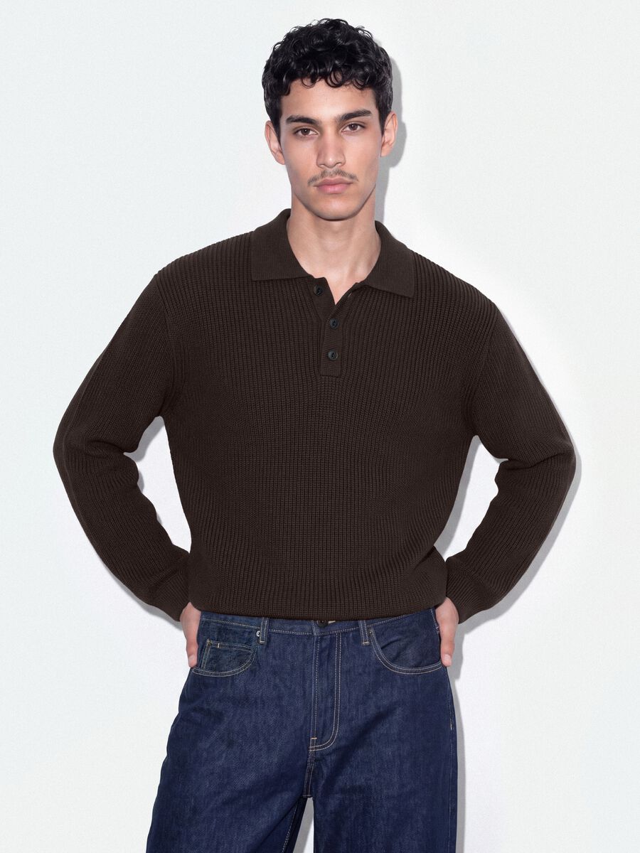 Brown pure cotton polo-collar jumper in oversized fit_0