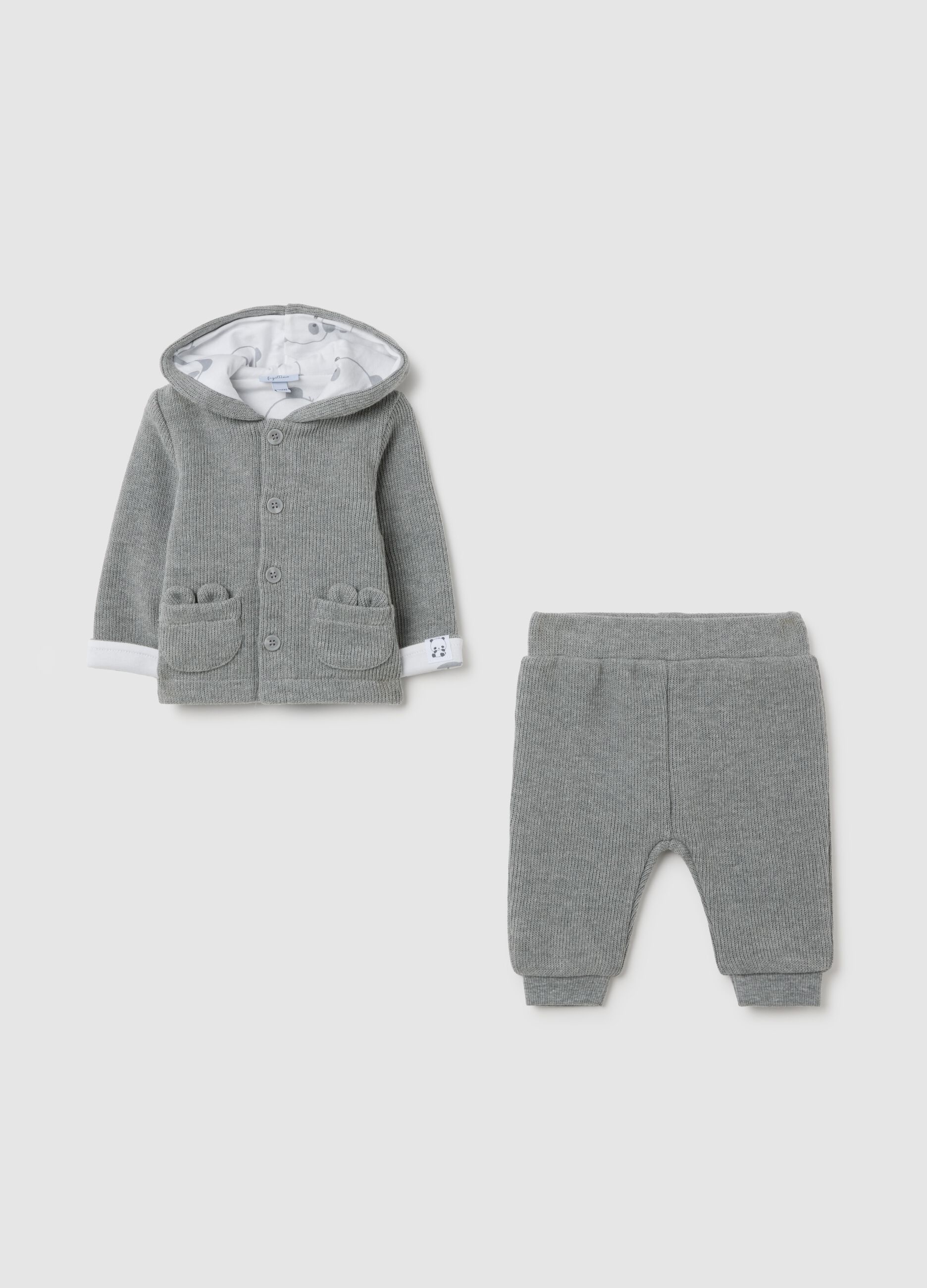 Grey cotton blend newborn set with hood and pockets