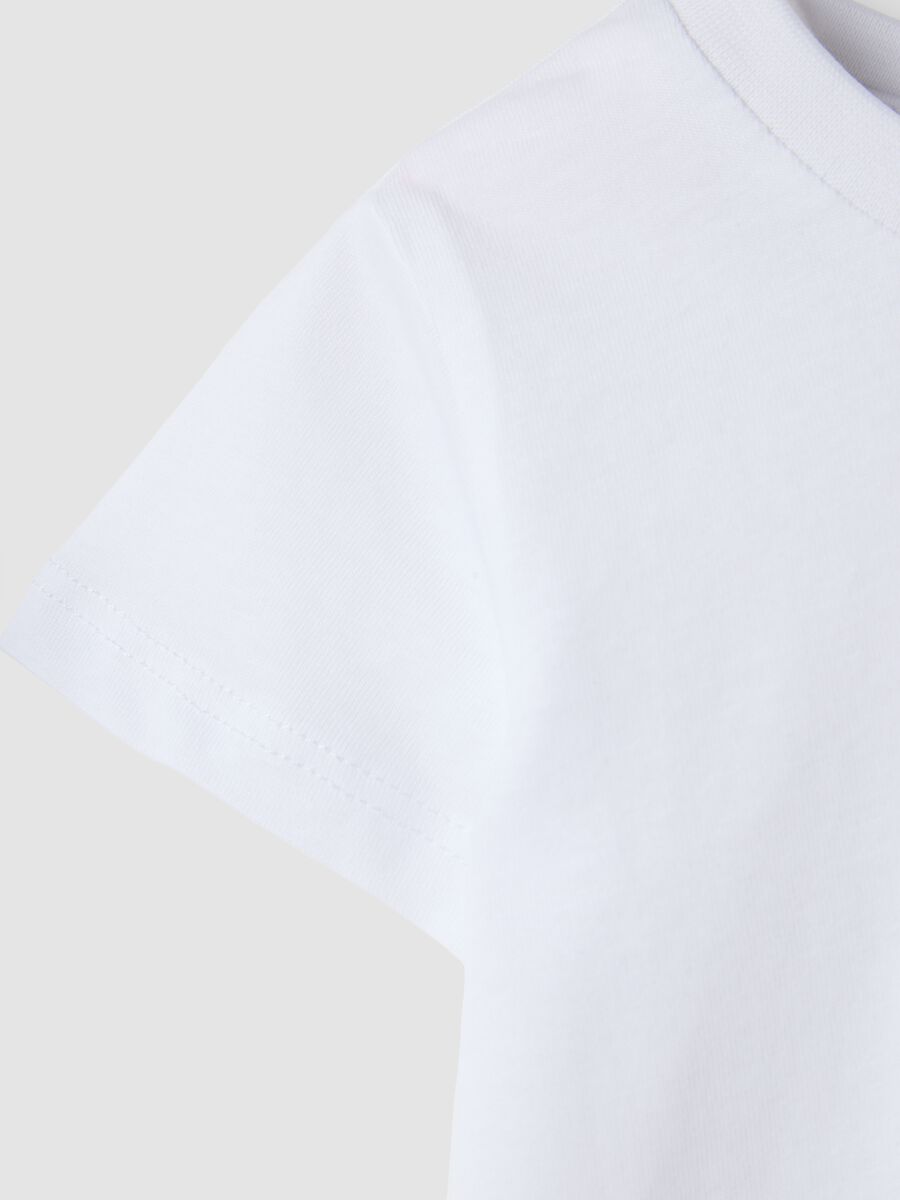 Pure cotton white girl's T-shirt regular fit with print_3