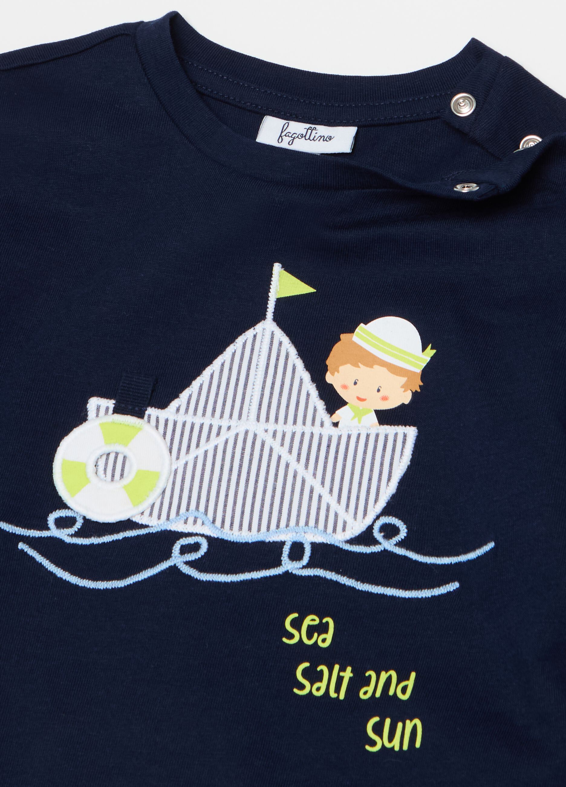 T-shirt maniche lunghe con barca a vela