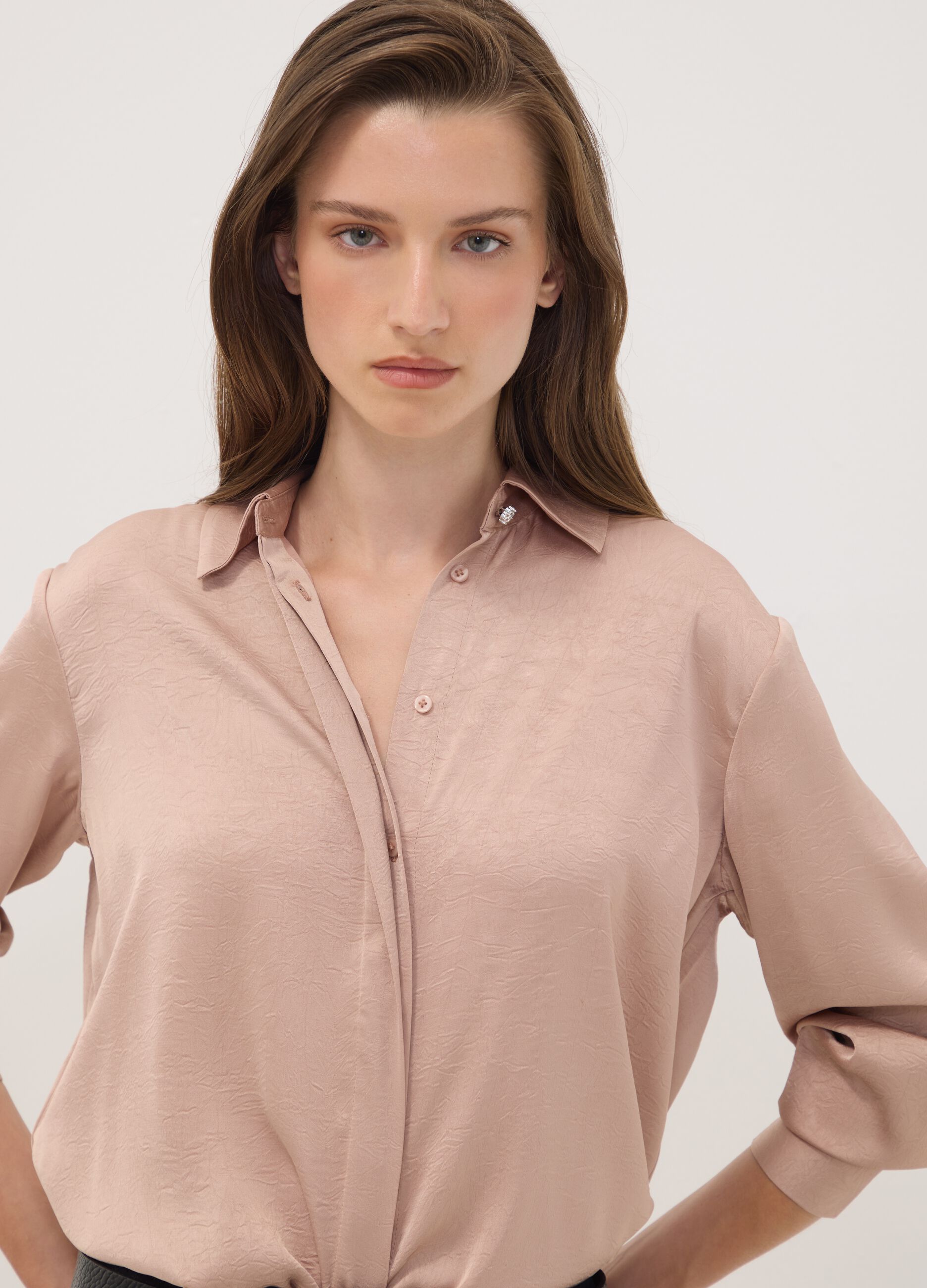 Camicia rosa regular fit con colletto classico