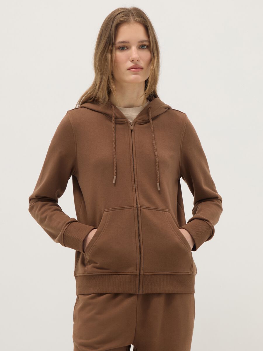 Brown cotton blend regular fit hoodie with zip_0