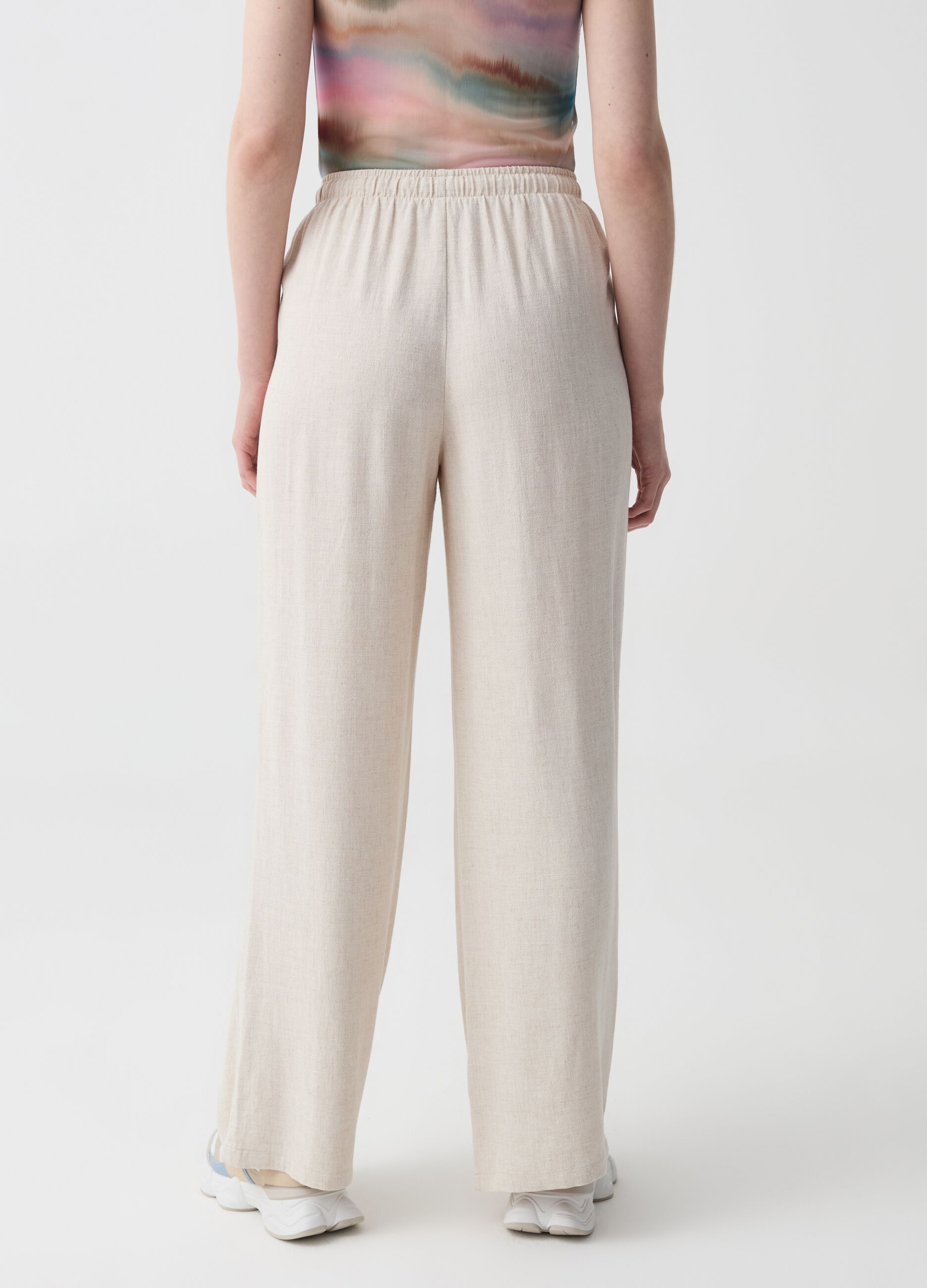 Relaxed-fit trousers in linen and viscose