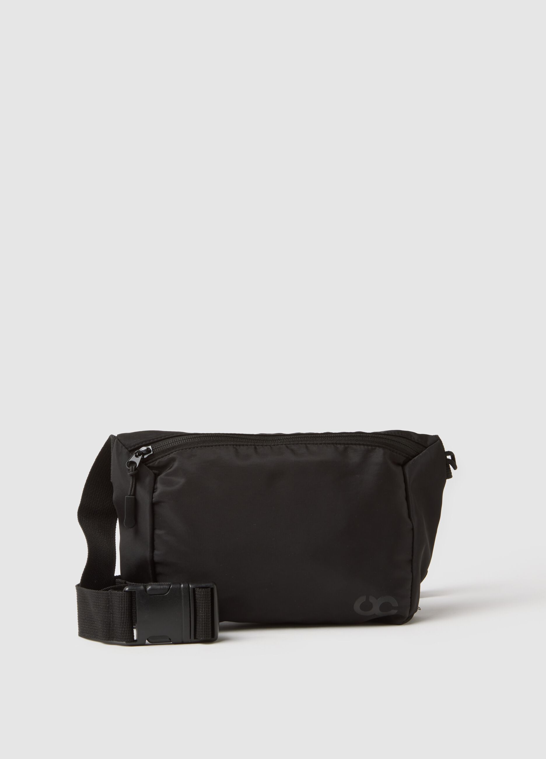 Black shoulder bag