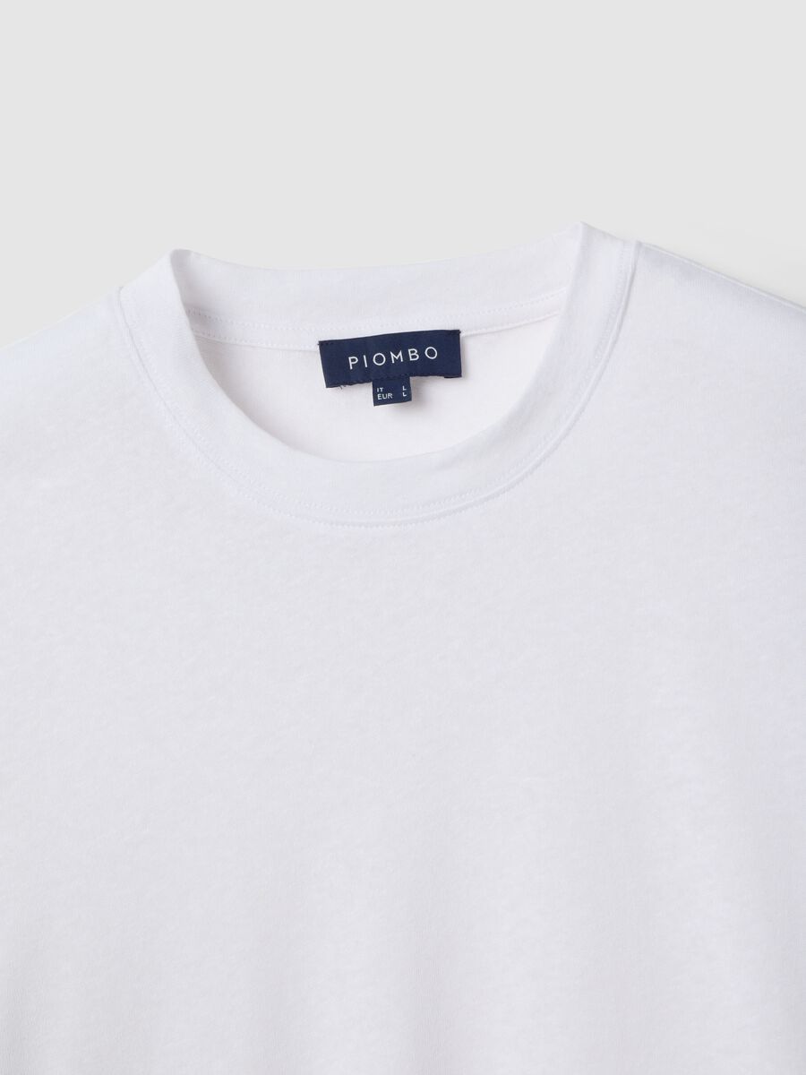 White regular fit linen and cotton blend T-shirt_5