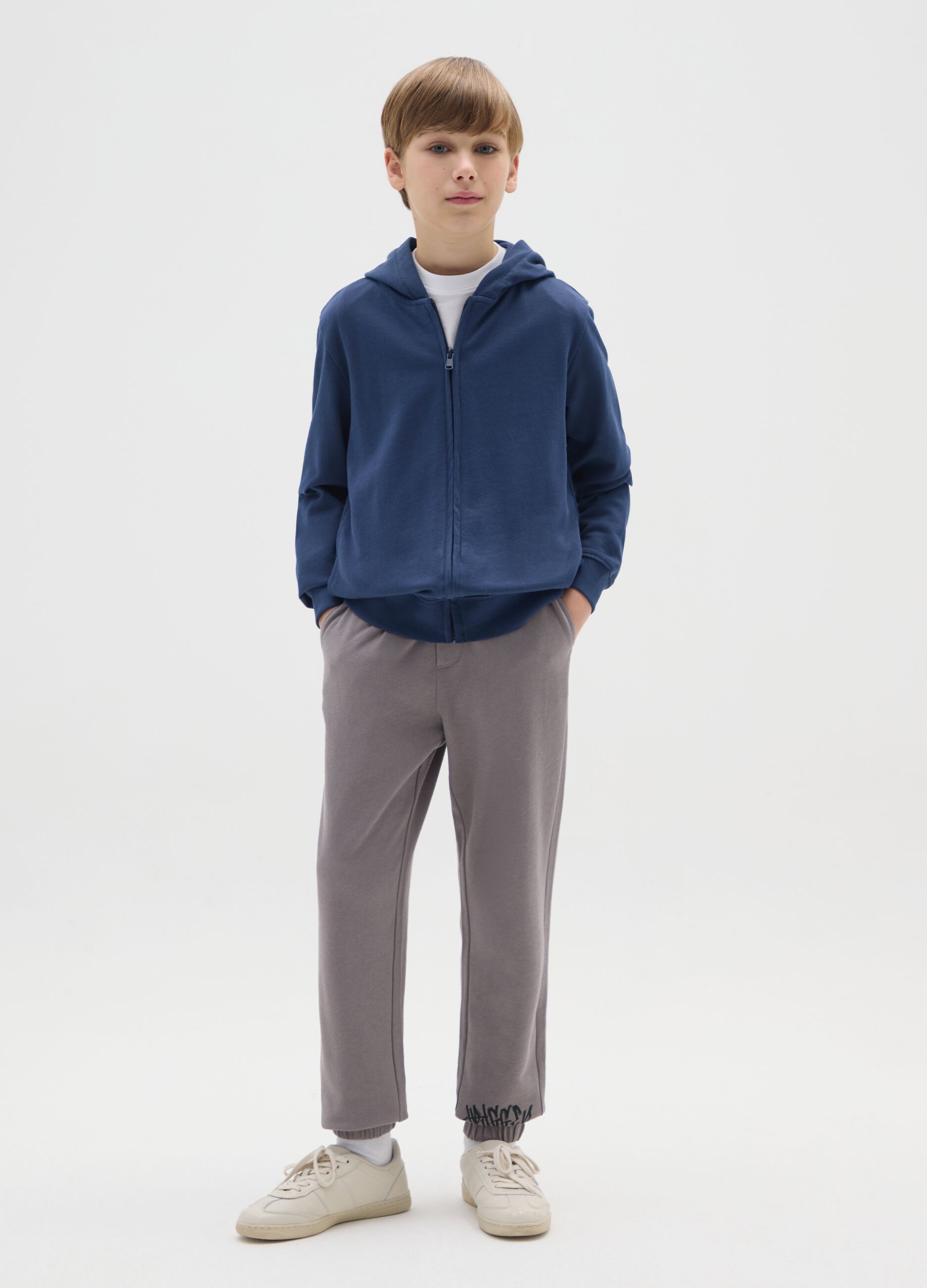 Boys' pure cotton grey joggers regular fit