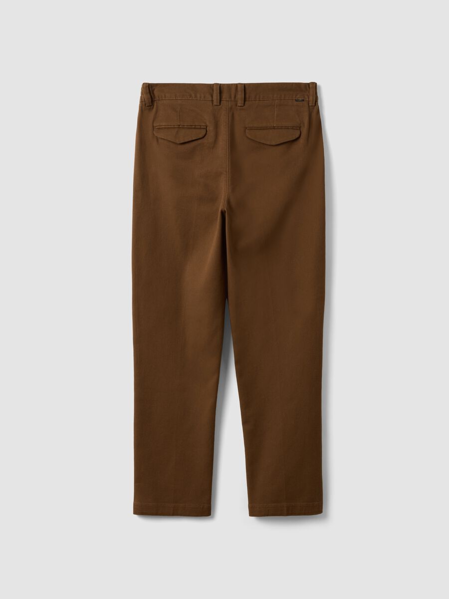 Pantaloni chino marroni in cotone elasticizzato straight fit_2