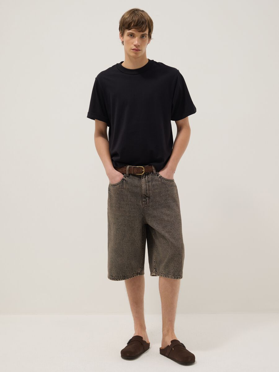 Brown slim-fit denim cotton shorts_0