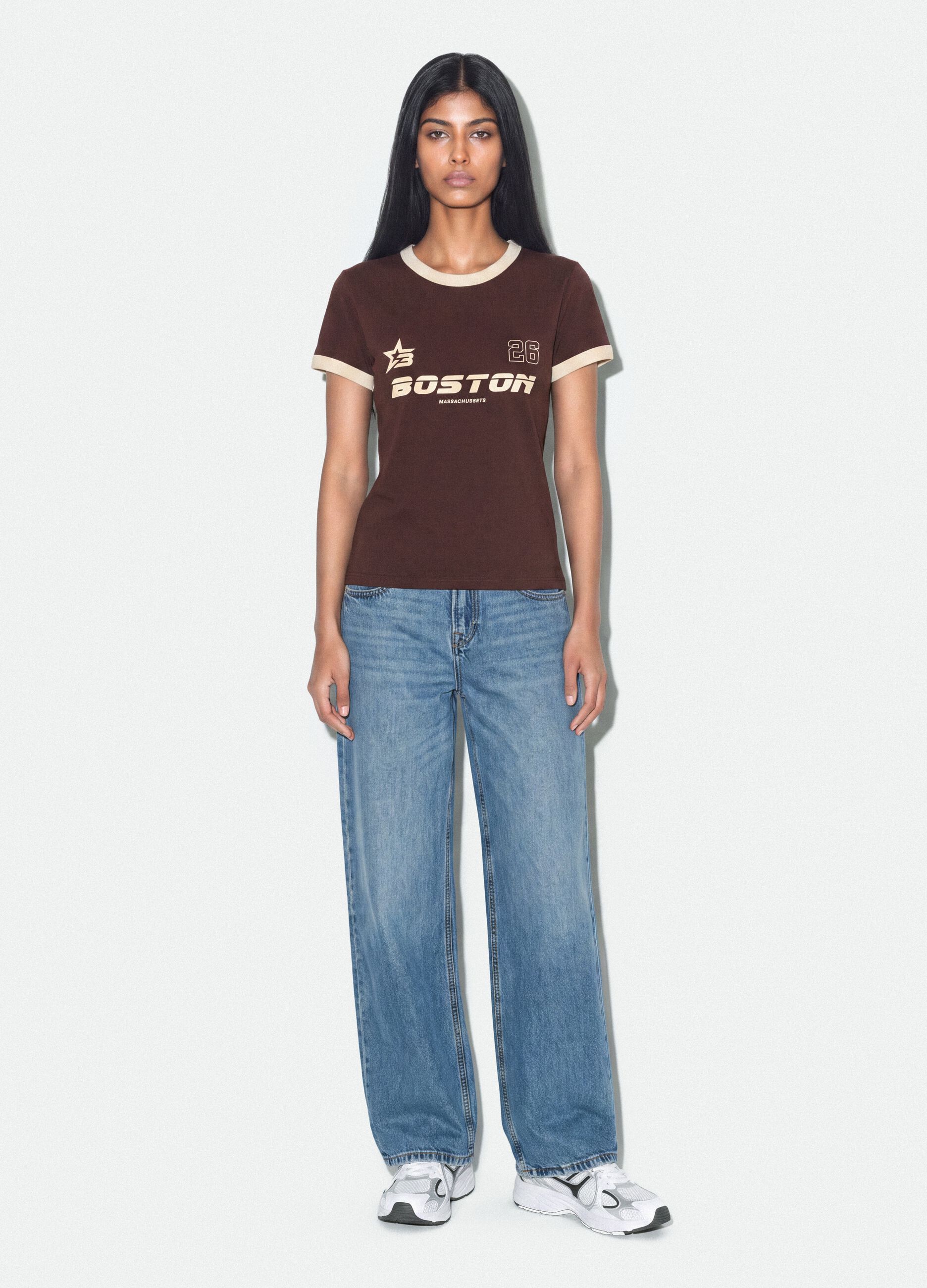 Brown cotton T-shirt with front graphic print and contrast trims