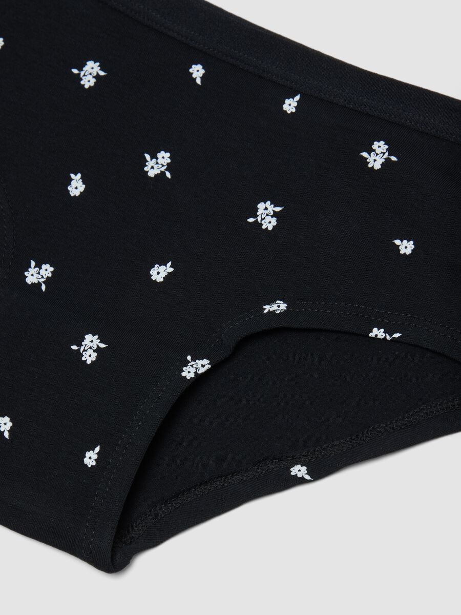 Slip culotte neri in cotone organico elasticizzato con stampa floreale_2