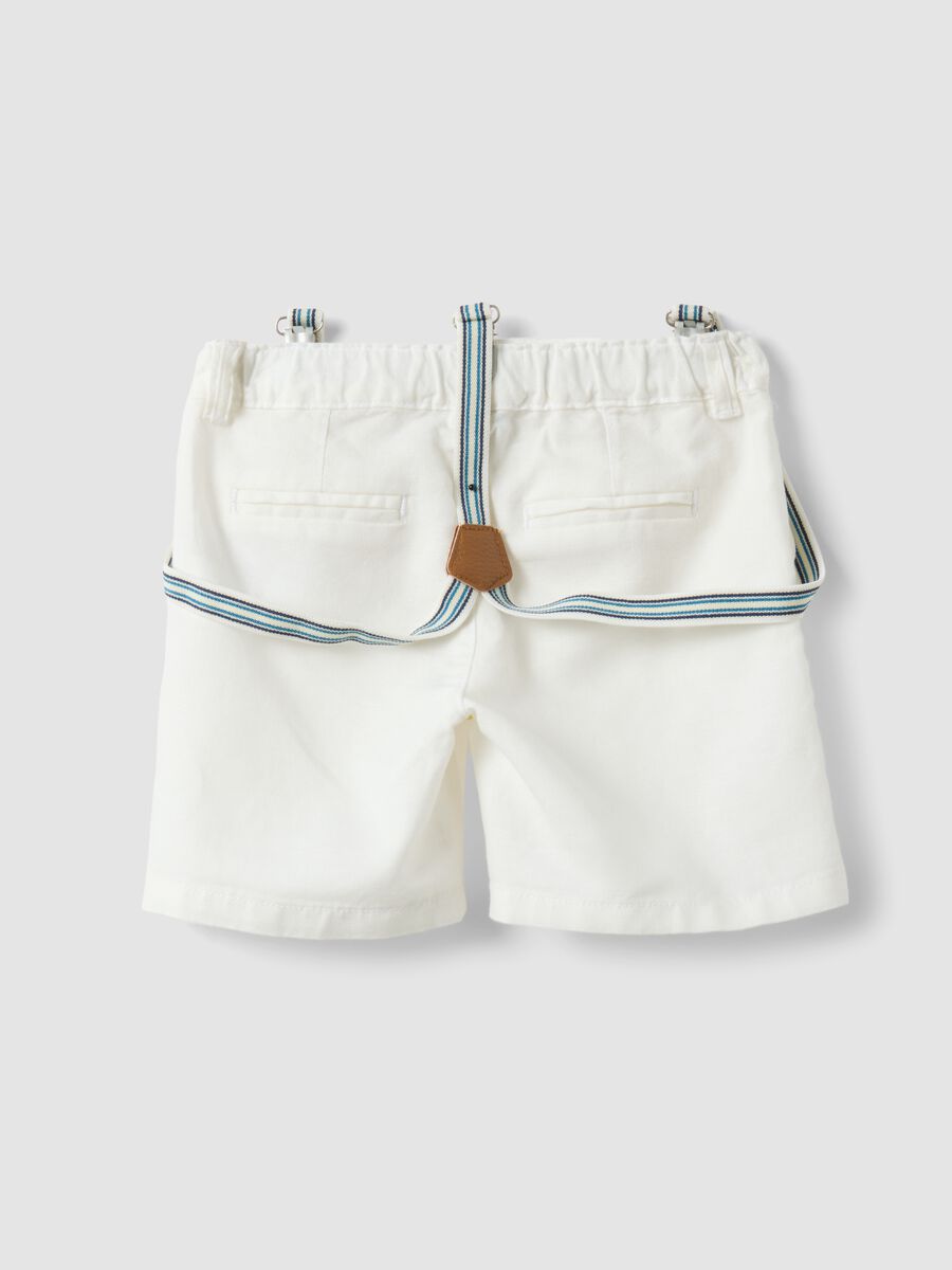 White cotton-linen blend boys&rsquo; shorts, regular fit, with braces_1