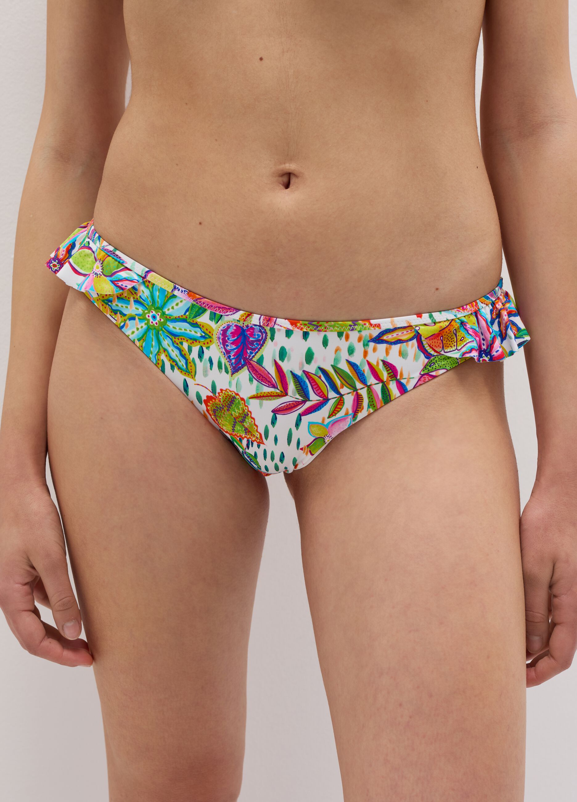 Bikini briefs with flounce and tropical print