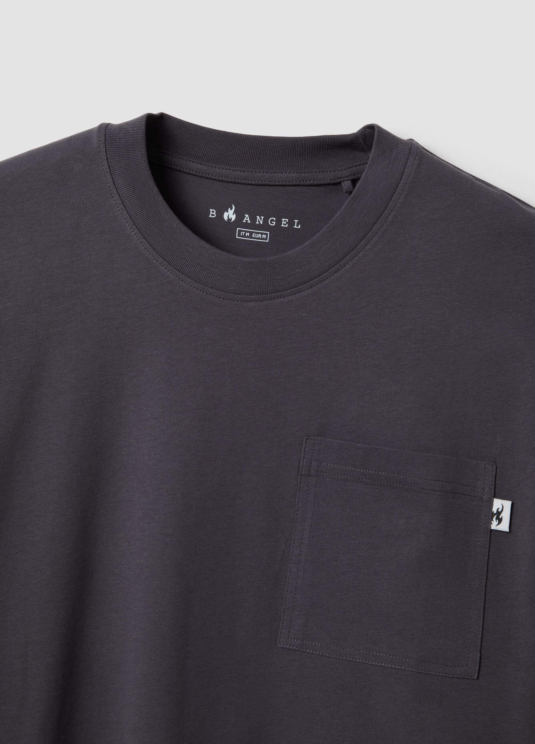 Grey pure cotton T-shirt with chest pocket, regular fit