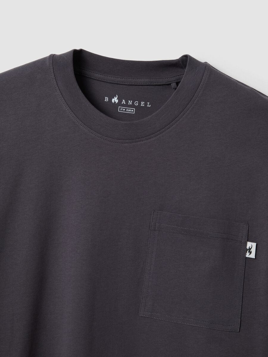 Grey pure cotton T-shirt with chest pocket, regular fit_1